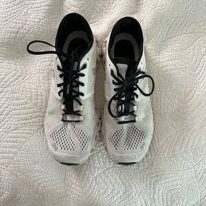 Oncloud sneakers